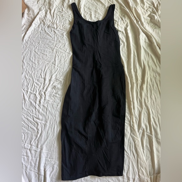 Old navy stretchy tank/tee fitted maternity dress size Medium - Picture 3 of 4
